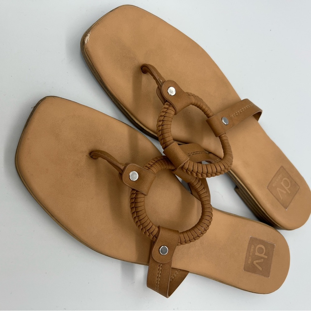 Dolce Vita Braided Ring Toe Thong Sandals in Tan